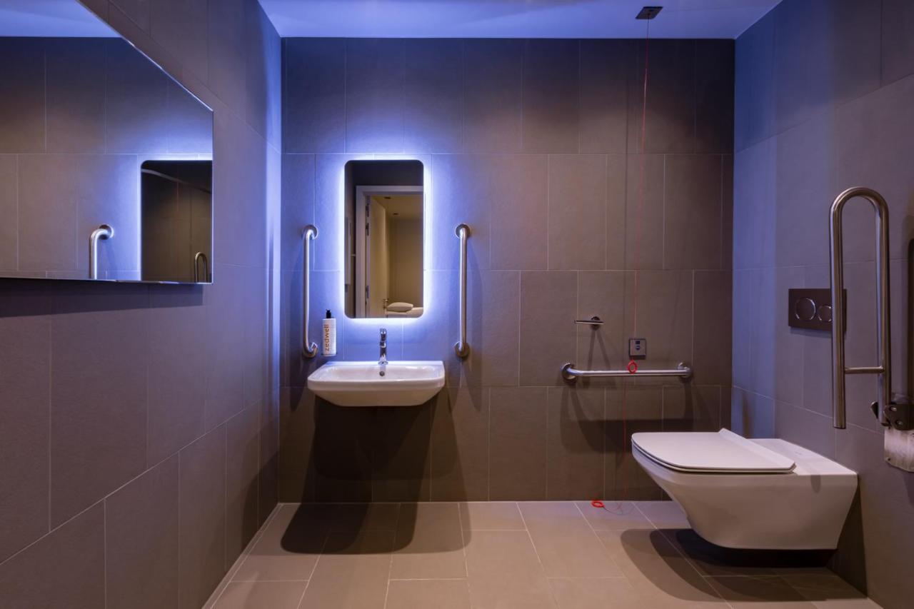 Hotel Zedwell Piccadilly Londra Esterno foto