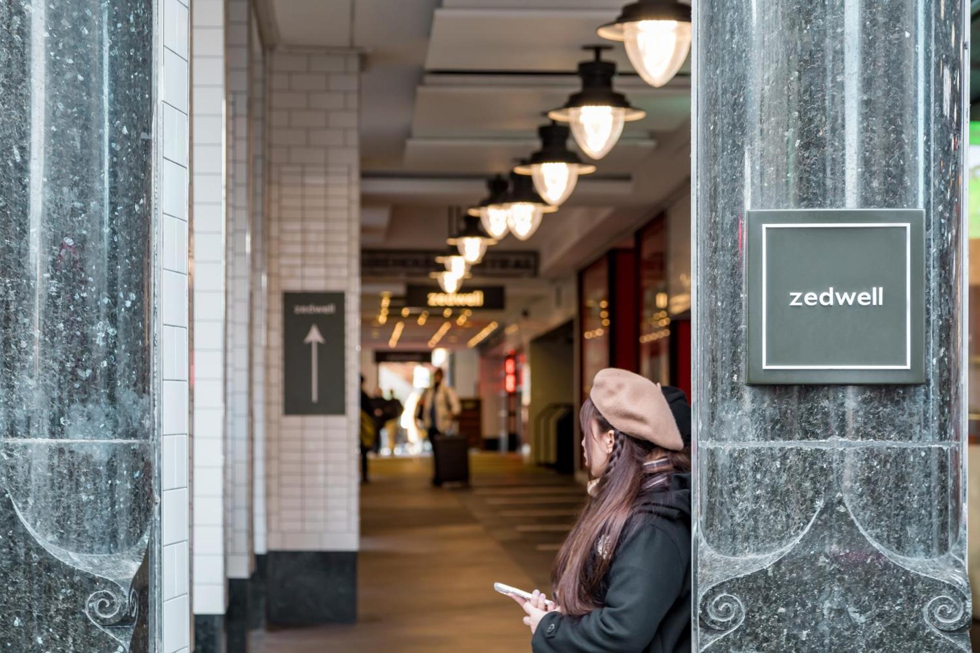 Hotel Zedwell Piccadilly Londra Esterno foto